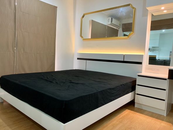 ให้เช่าคอนโดใกล้ BTS เดอะพาร์คแลนด์ แกรนด์ตากสิน